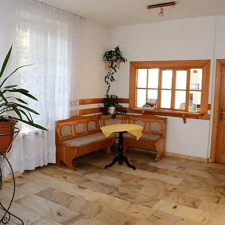 Zamek Apartahotel Krynica-Zdrój